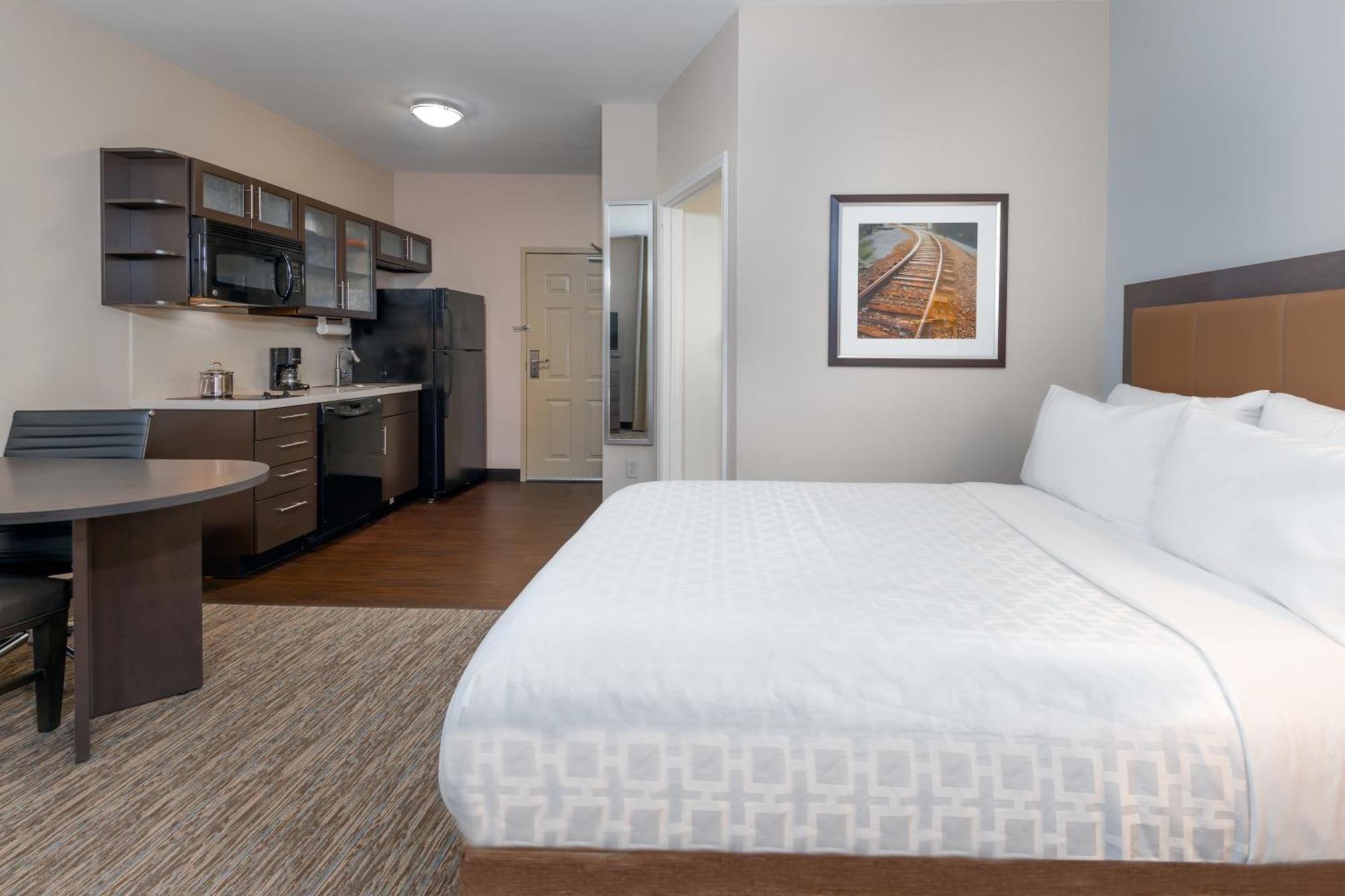 Candlewood Suites Athens By Ihg Exterior foto